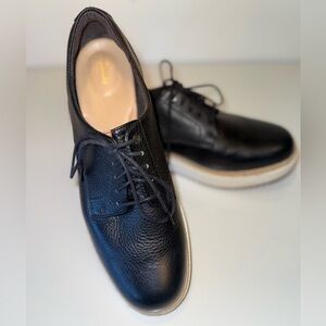 CLARKS BLACK LEATHER OXFORDS WHITE SOLE WOMENS SZ 10